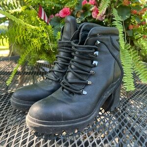 Black Leather Women's Boots